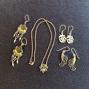 Jewelry - Asian motif - 1 necklace - 3 pairs of earrings - silver - bundled